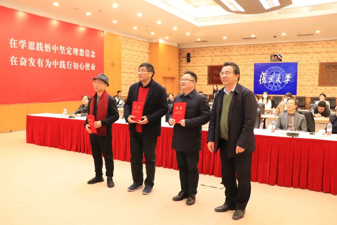 在复旦土壤中,以匠人精神治冷门绝学,俞樾诞辰200周年纪念研讨会暨《俞樾全集》新书发布会举行